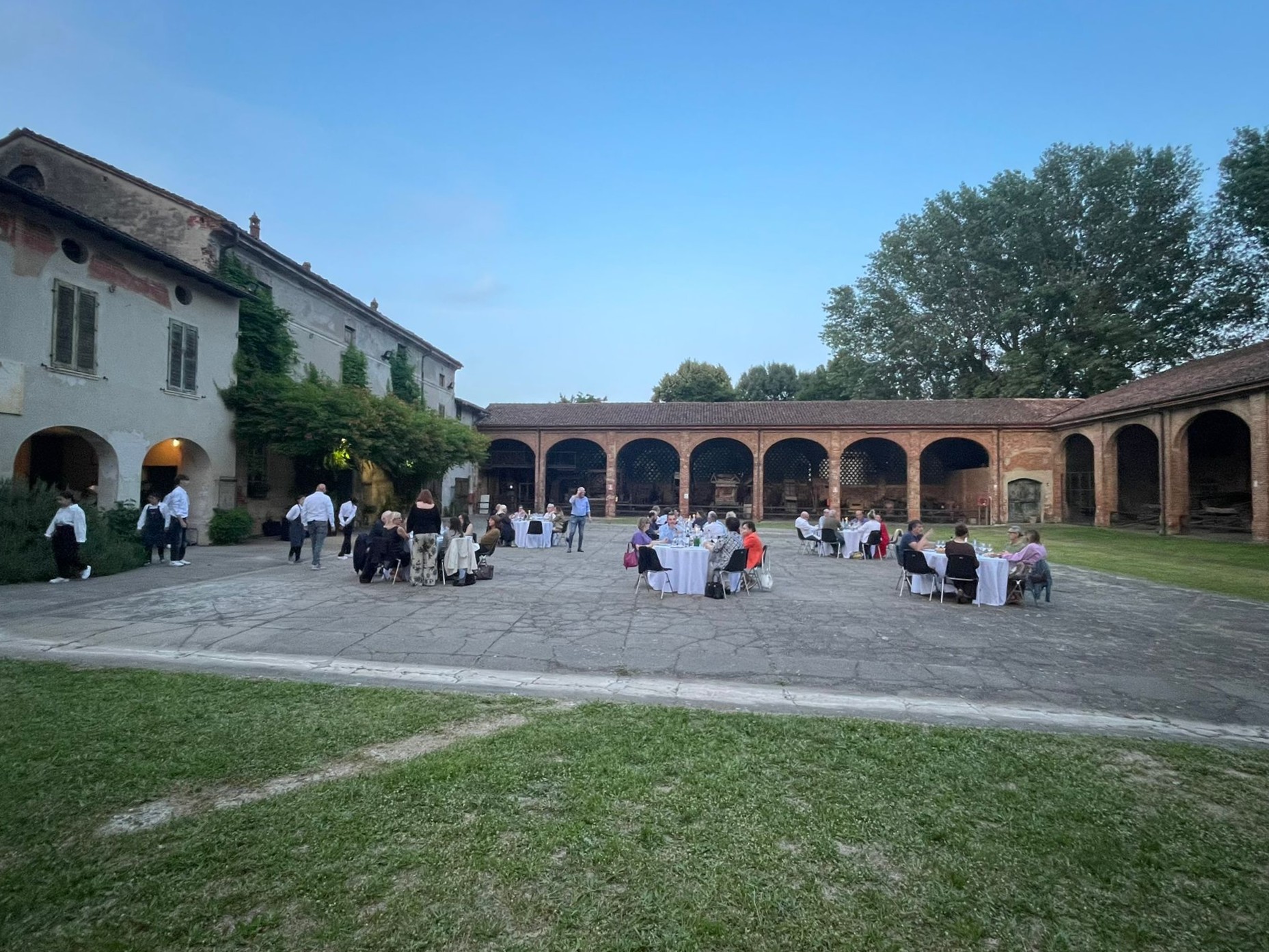 GIU-2025 – Cena Sociale sull’AIA – Cascina Cambonino